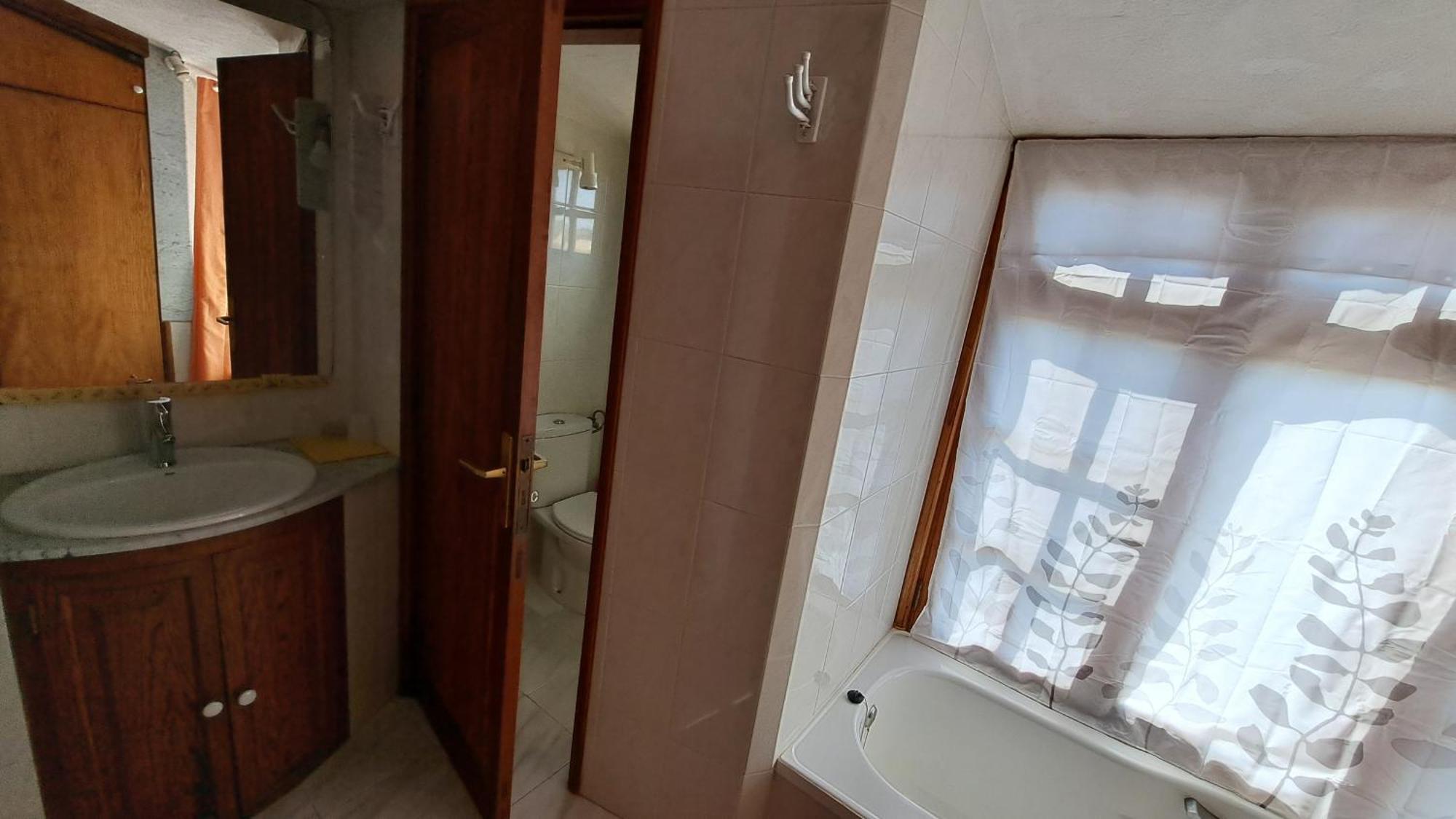 Remarkable 3-Bedroom House 'Villa' Finca Vistamar ซาโลเบร ภายนอก รูปภาพ
